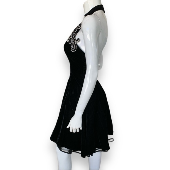 BETSY & ADAM VINTAGE BLACK VELVET SEQUIN BEADED PARTY HALTER DRESS JUNIOR 5-6 - Picture 3 of 10